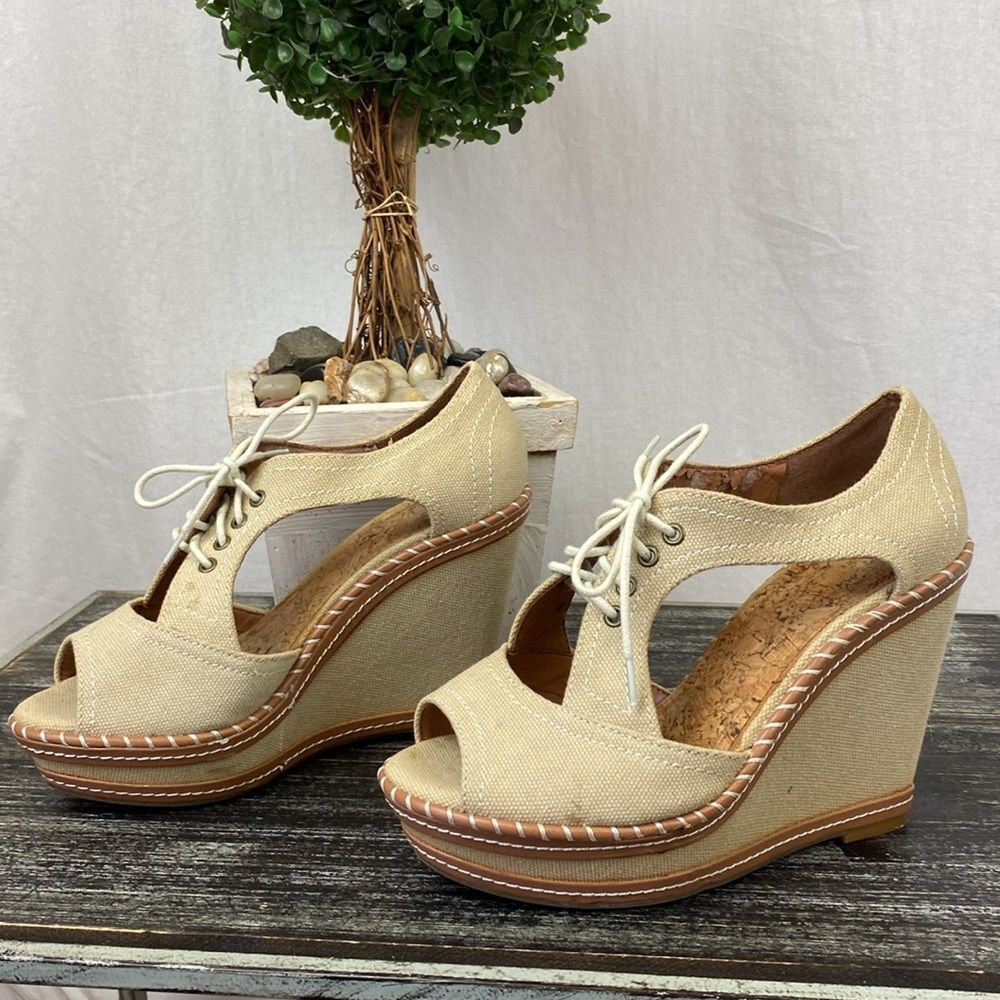 Gianni Bini Tan Wedge Cutout Lace Up High Heel Shoes 7 - Picture 2 of 8